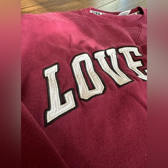 Victoria’s Secret PINK Burgundy Wine Maroon Sweatshirt - Picture 2 of 5